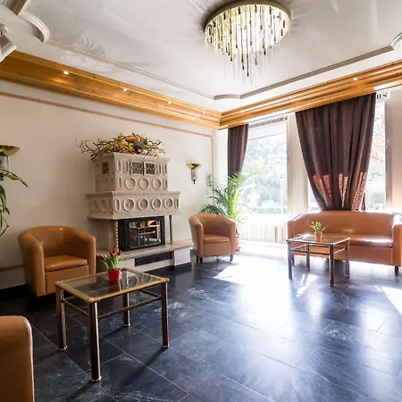 Hotel Tagungshotel Hoechster Hof 3*